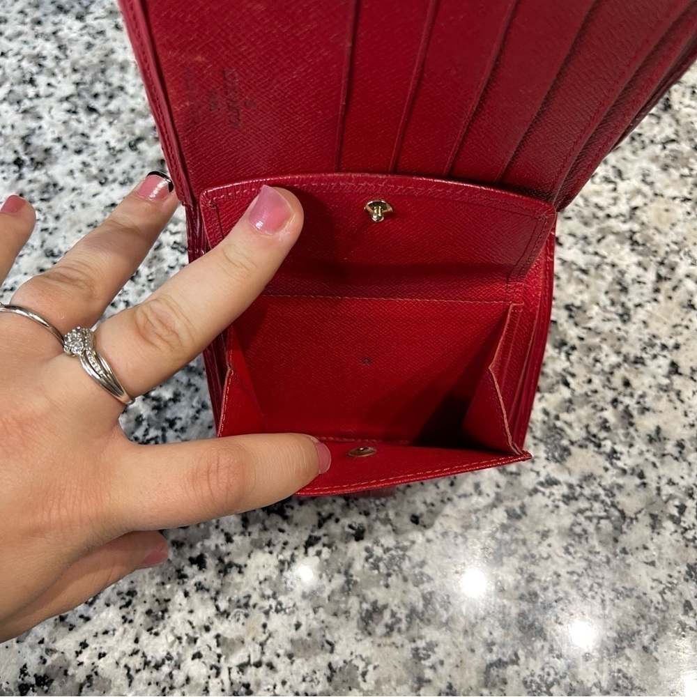 Louis Vuitton | MI0020 EUC Women’s Red Epi Wallet Gorgeous! Authentic - Picture 9 of 13